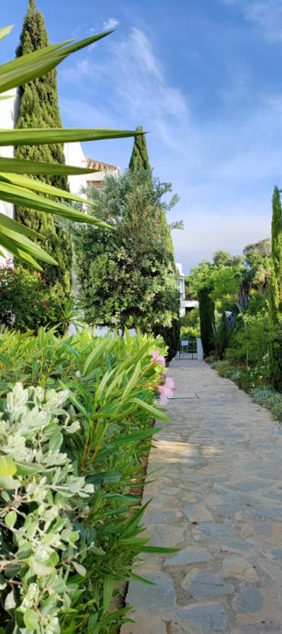 Comfy 2Br, 2Bathroom, Parking, Pool, Sea Views, Elviria Alta Ojen Luaran gambar
